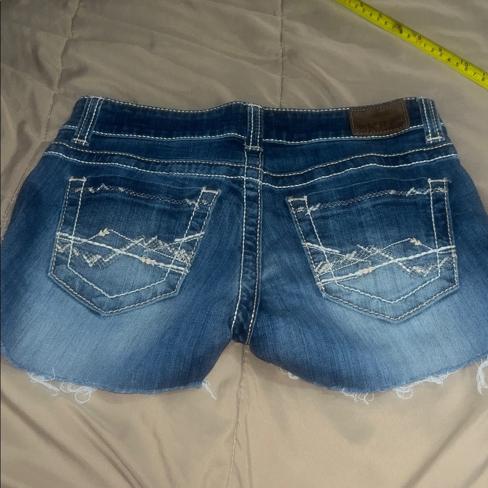 Cutoff shorts - Picture 5 of 5